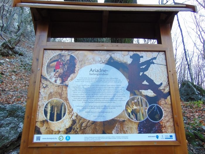Az Ariadne-barlangrendszer táblája