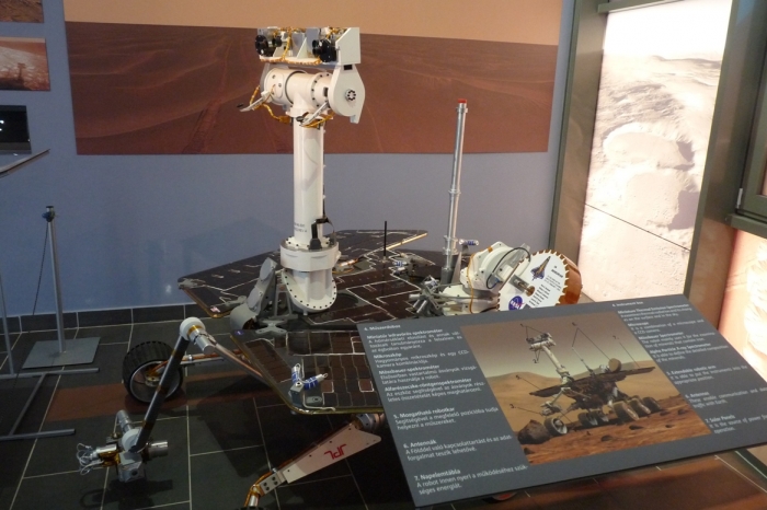 Holdjáró robot